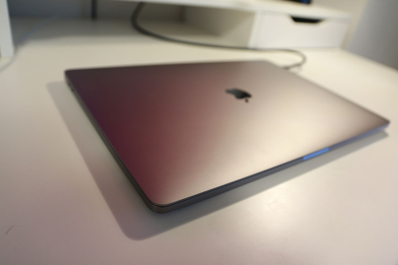 Aplle Macbook Pro 16" фото 7