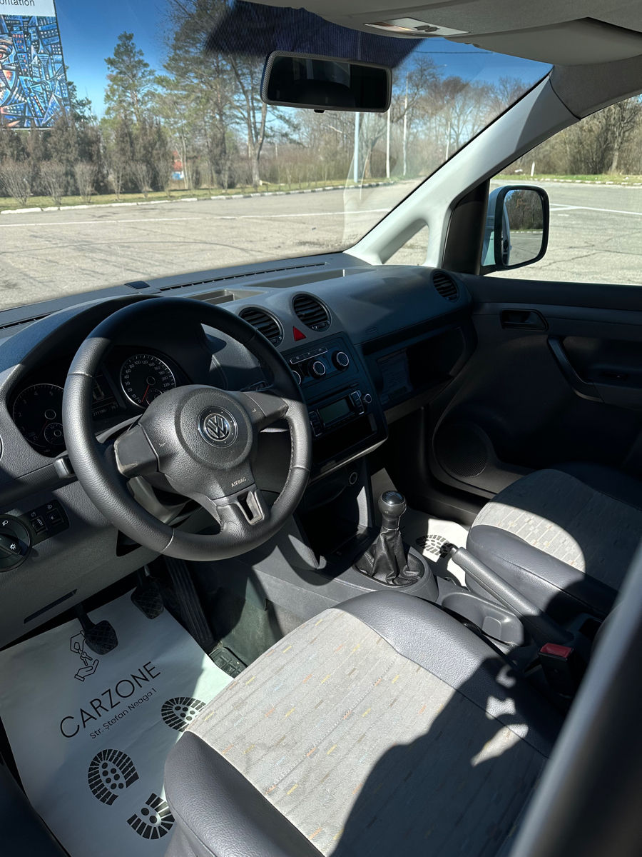 Volkswagen Caddy foto 6