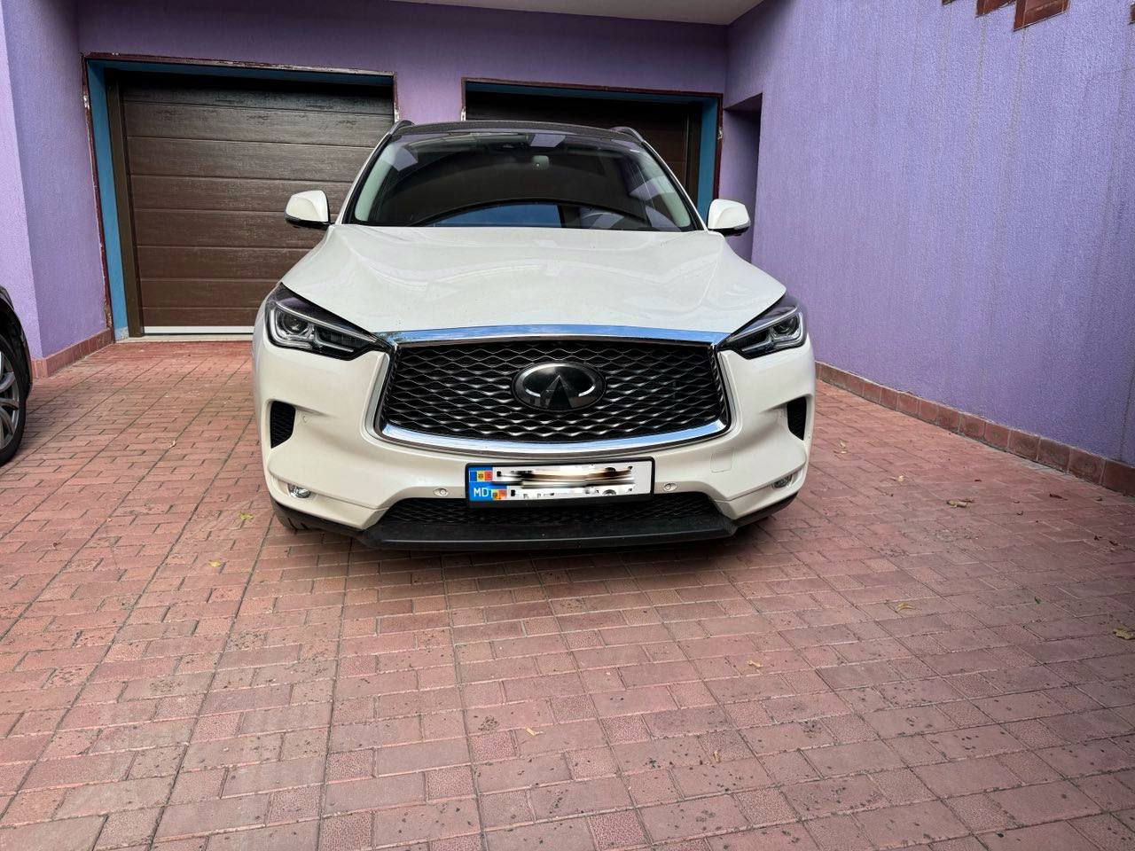 Infiniti QX50 фото 0