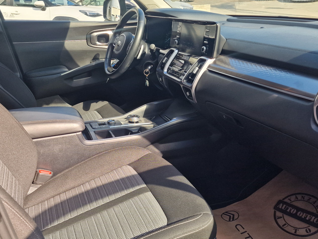 KIA Sorento фото 8