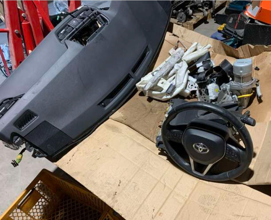 Dezmembrez Toyota Rav 4 foto 14