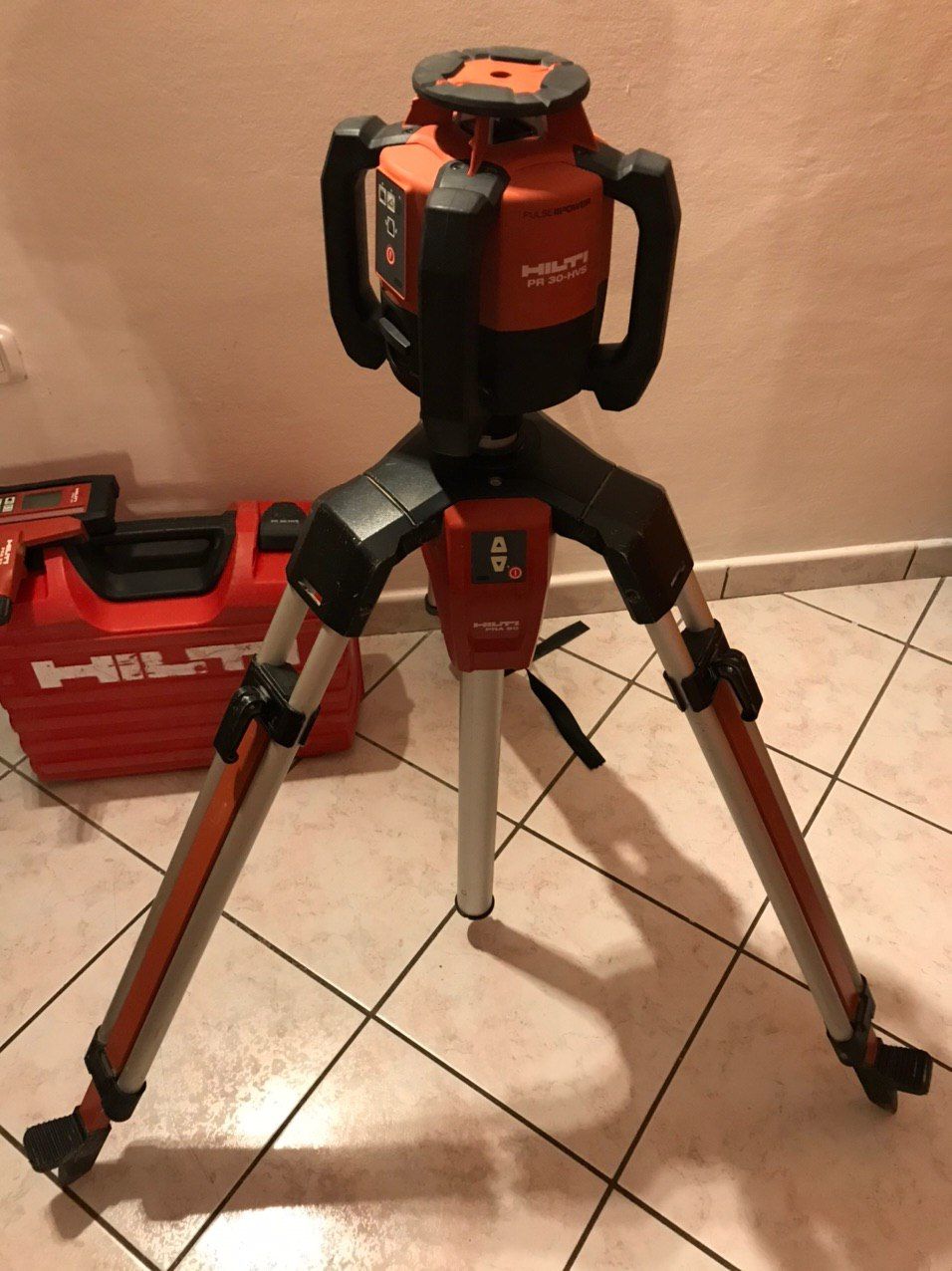 Hilti PR 30 HVS.Hilti PRA 90