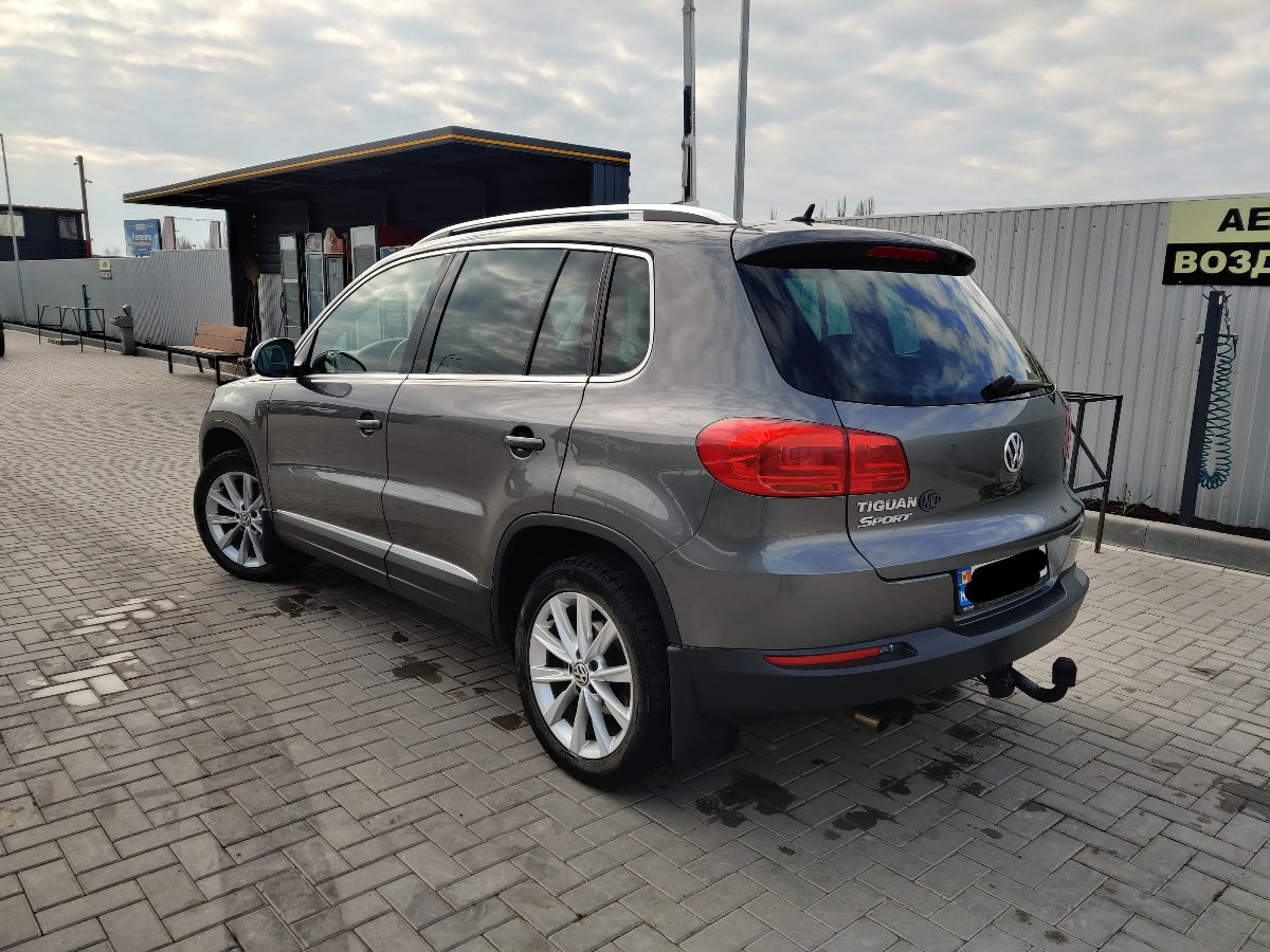 Volkswagen Tiguan foto 2