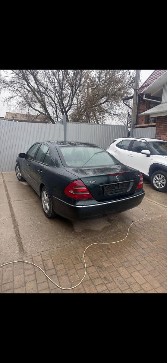 Mercedes w211 foto 4
