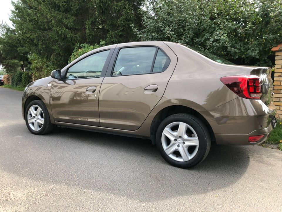 Dacia Logan foto 2
