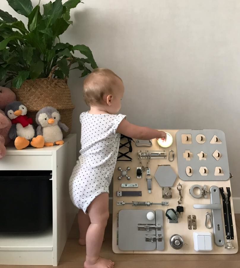 Развивающая доска Busy board, Доска Монтессори, Бизиборд, Tabla activitati dezvoltare motorica foto 4