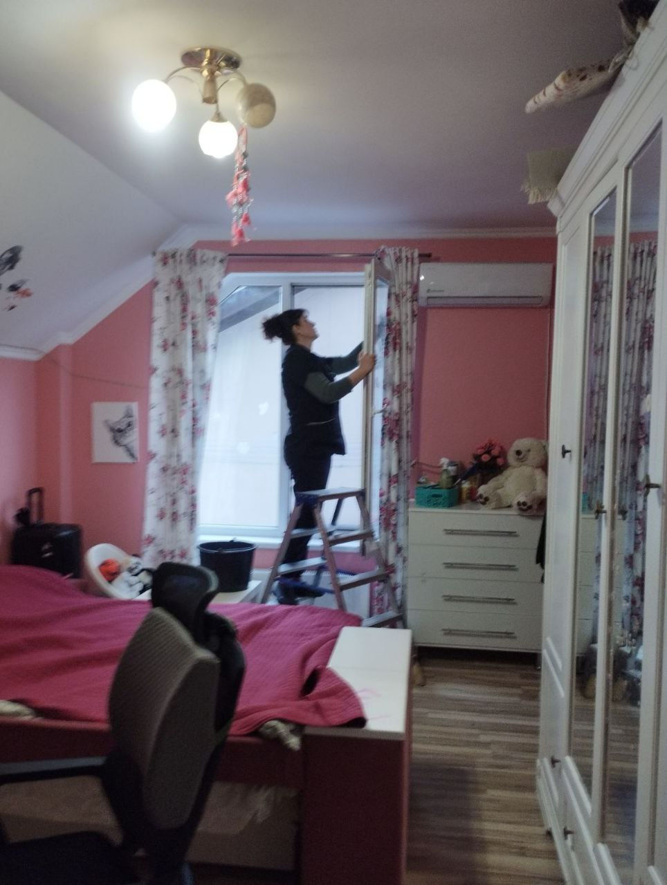 Servicii de curatenie case, apartamente, vile, oficii, etc.! фото 7