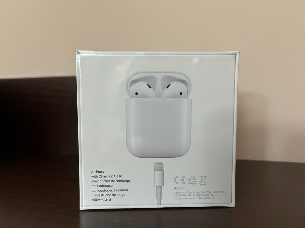 Apple AirPods 2 (MV7N2RU/A) foto 1