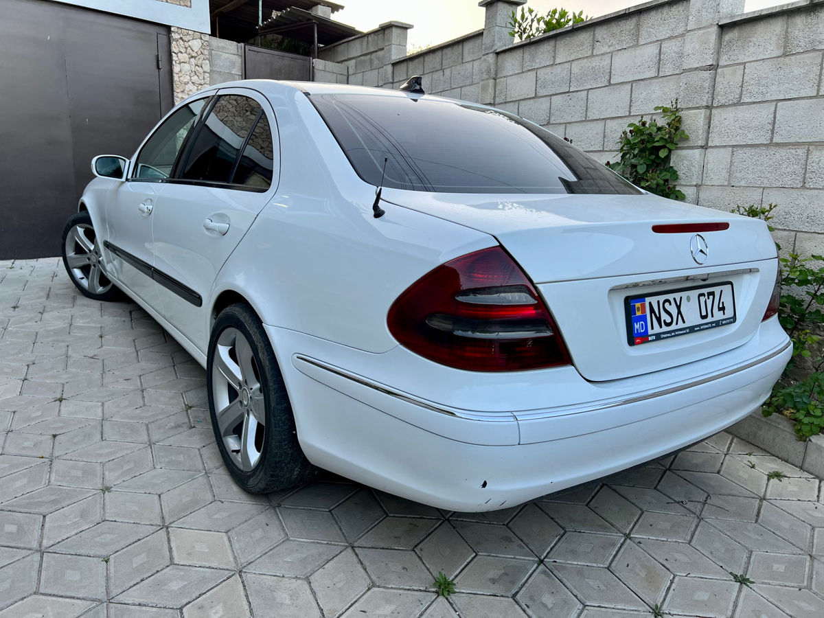 Mercedes E Class foto 3