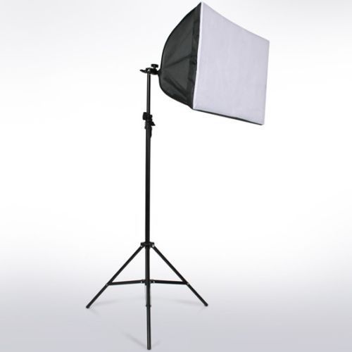 Студийное освещение. Lumină pentru studio.