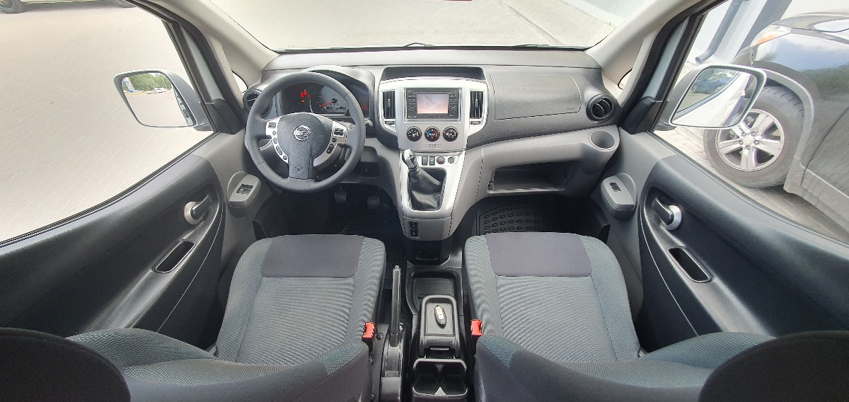 Nissan NV200 фото 4