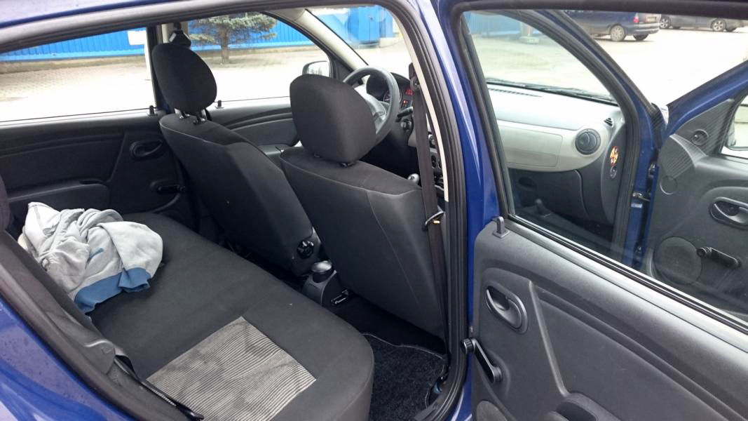 Renault sandero салон
