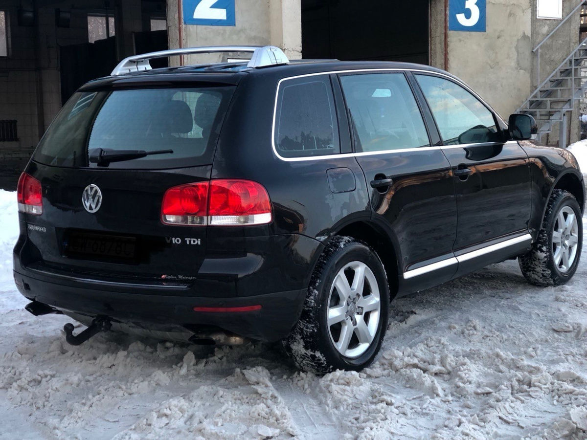 Запчасти Volkswagen Touareg foto 1