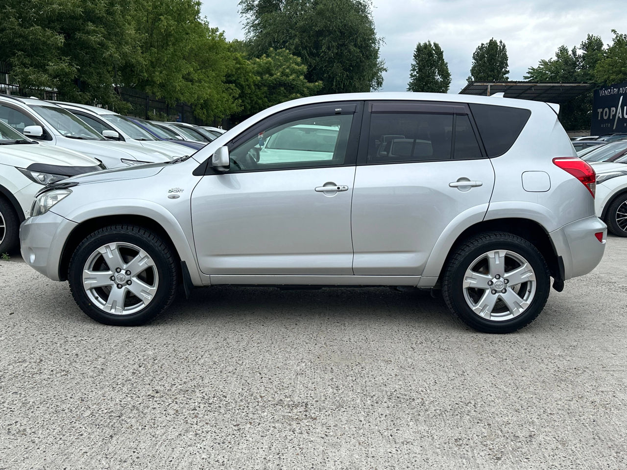 Toyota Rav 4 foto 5