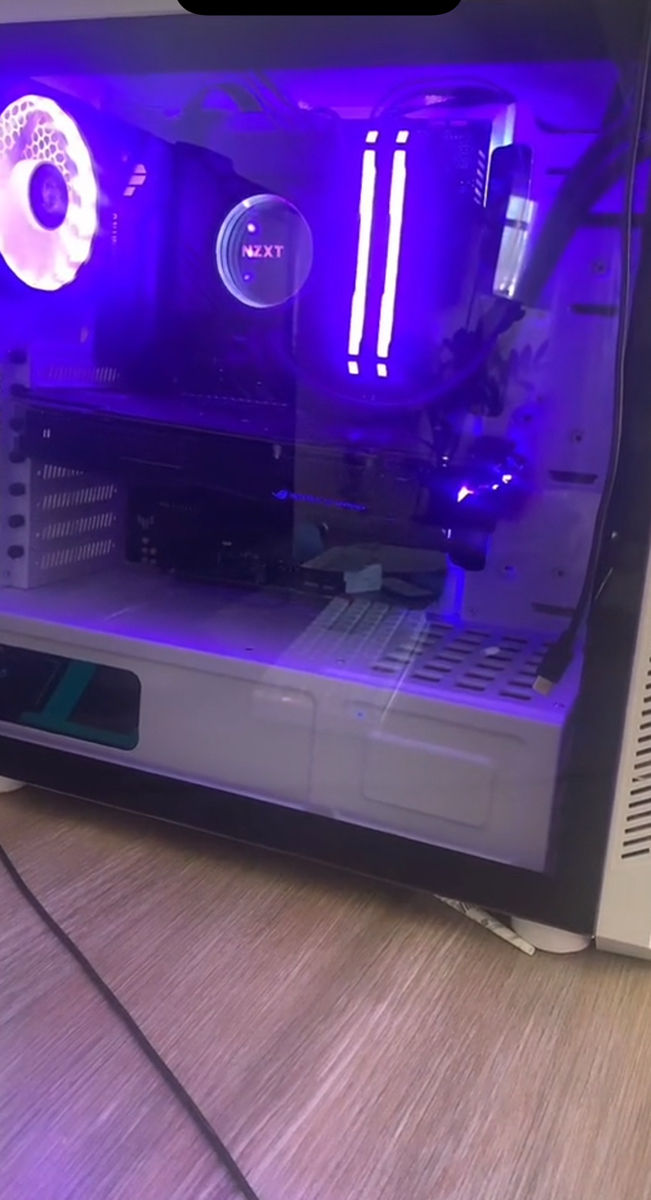 Vând Pc Gaming Full Setup monitor/scaun/periferice foto 3