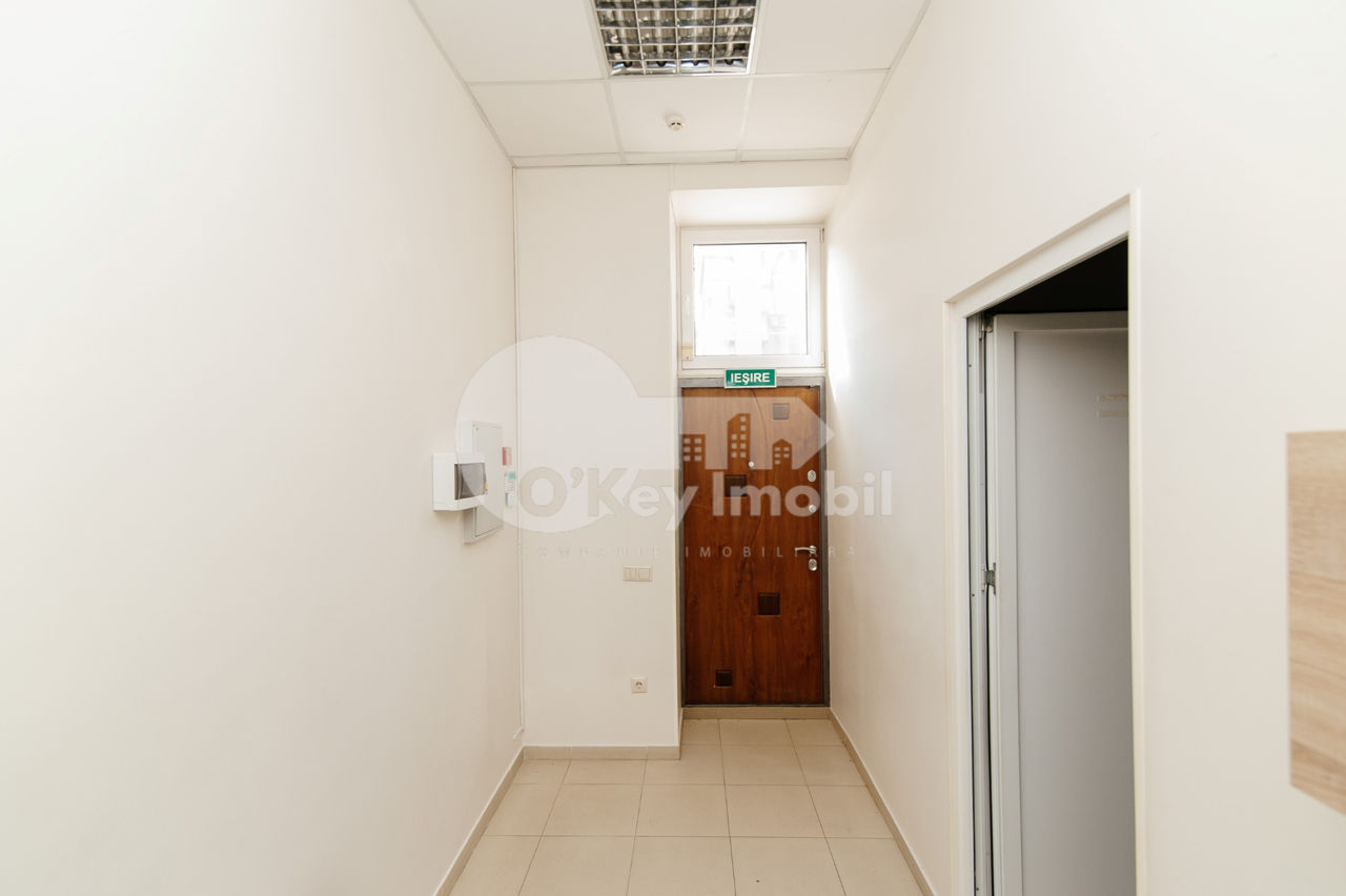 Chirie! Spațiu comercial, reparație euro, Centru 5750 € foto 17