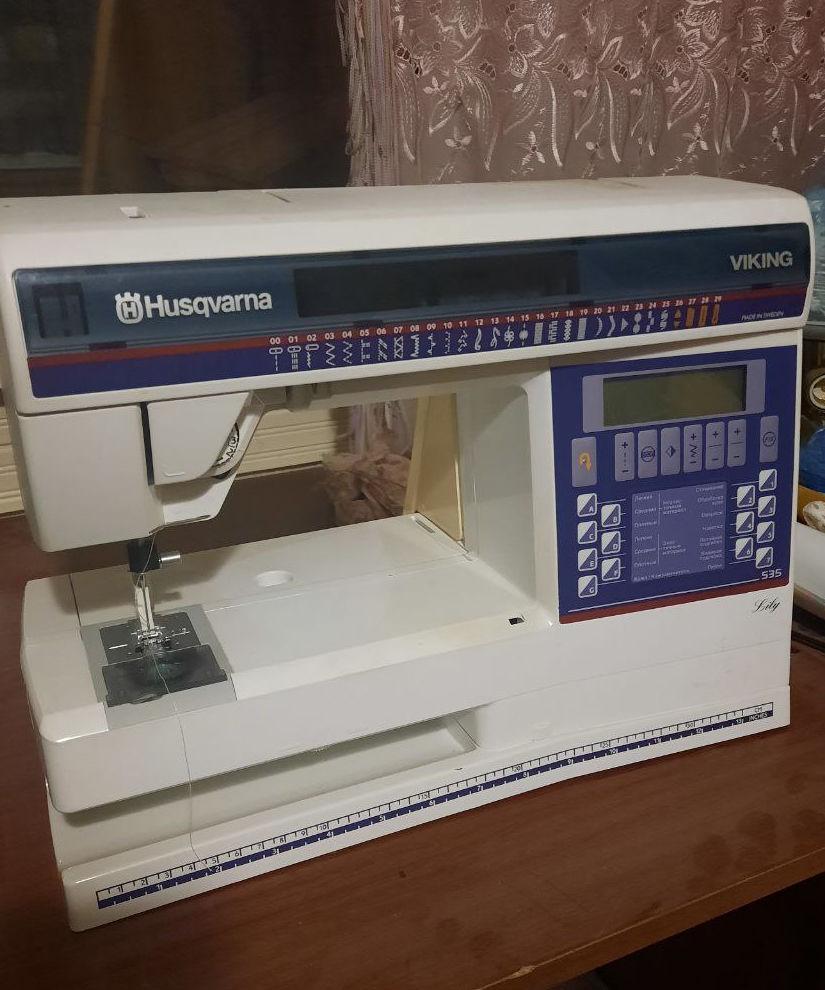 Швейная машинка Viking 535 фото 1