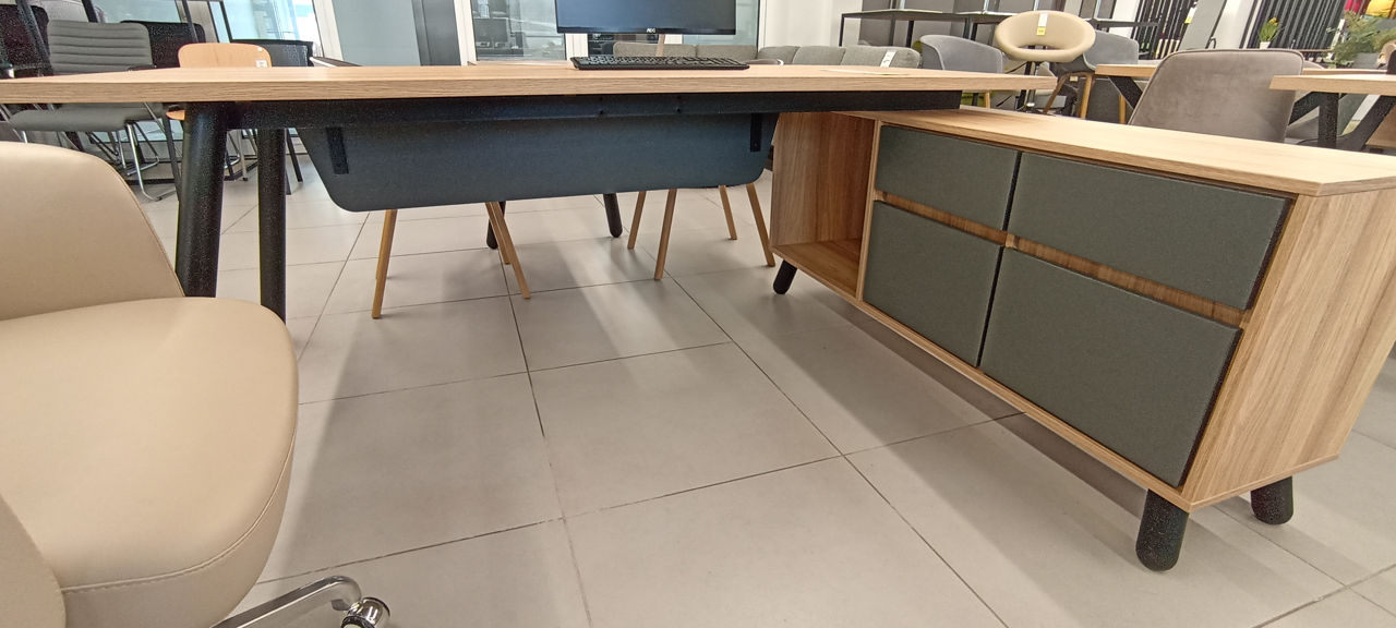 Scaune ,fotolii, mese biroi si sala de conferinta. In rate 0% cu livrare. фото 9