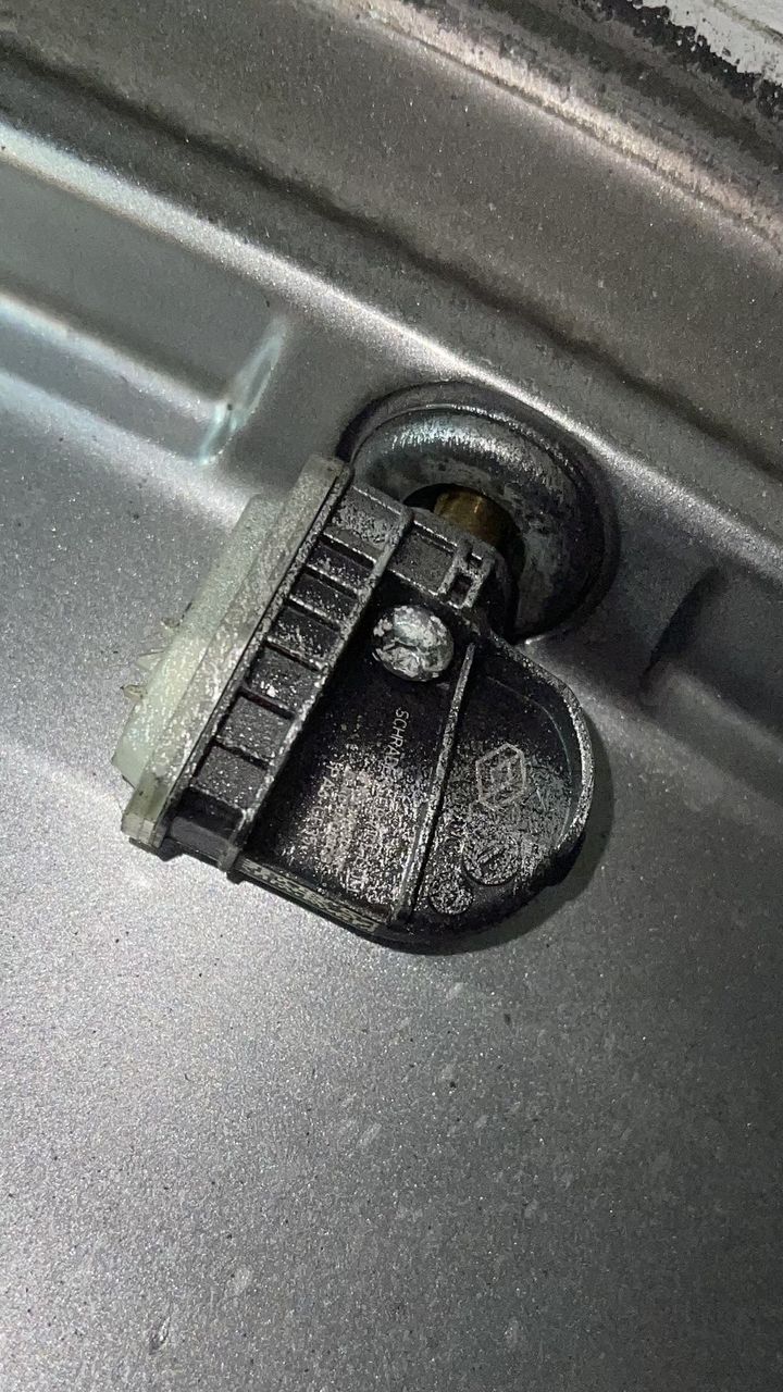 Sensori presiune roti Renault Clio IV foto 3