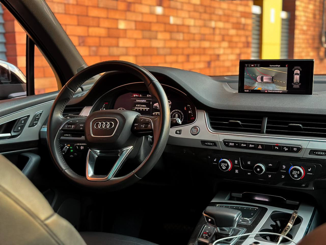 Audi Q7 7 locuri Quattro- Chirie Auto - Авто Прокат - Rent a Car foto 5
