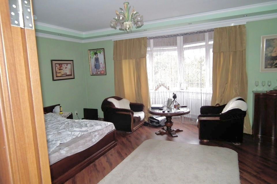 Apartament cu 2 camere, 100 m², Botanica, Chișinău foto 0