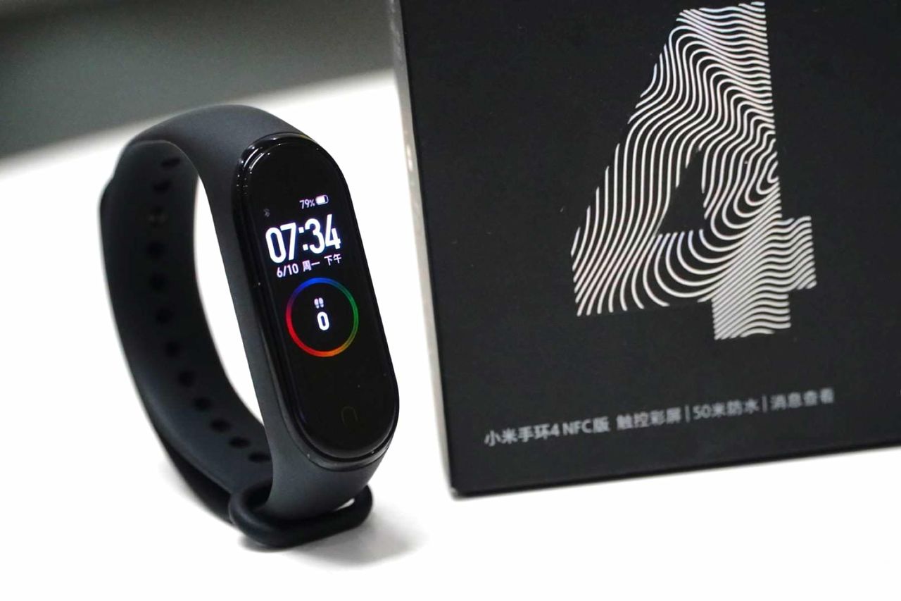 Xiaomi Miband 4 - самый лучший умный браслет этого года. Новые ...