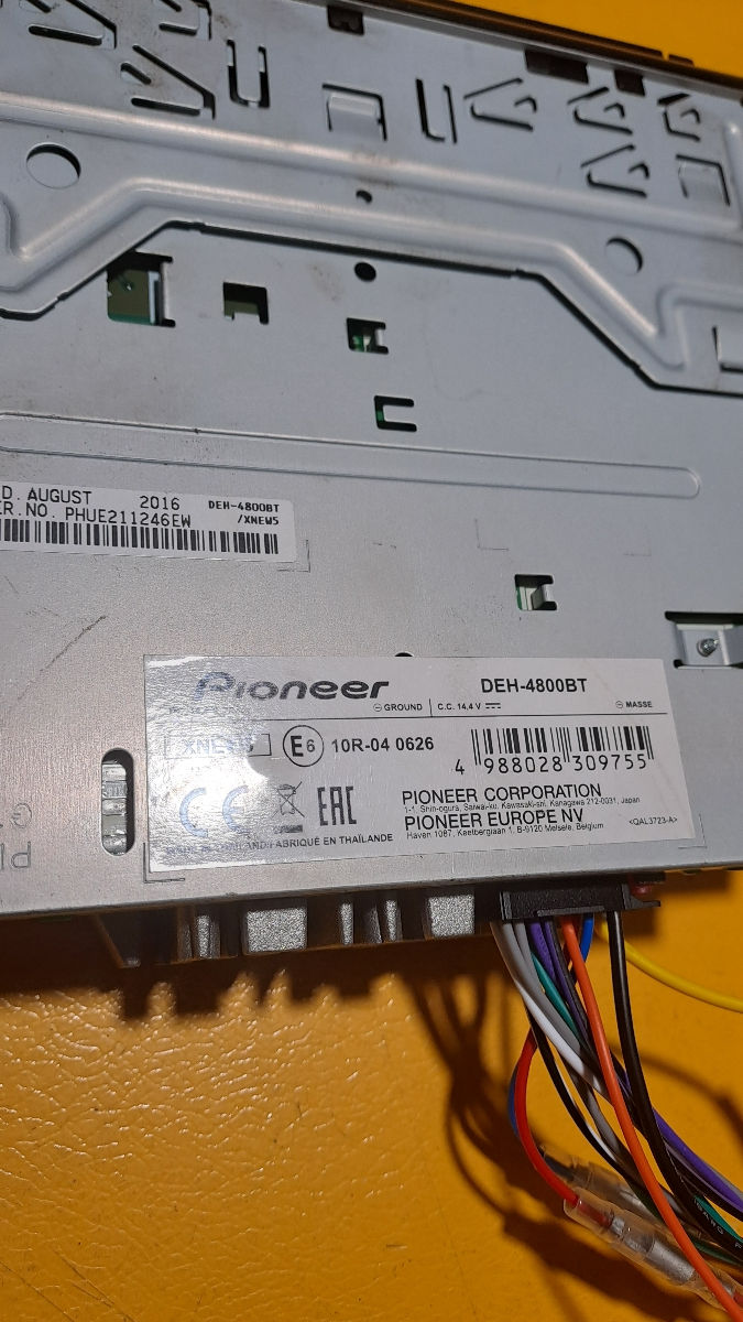 Pioneer deh-4800bt Radio Casetofon  фото 3