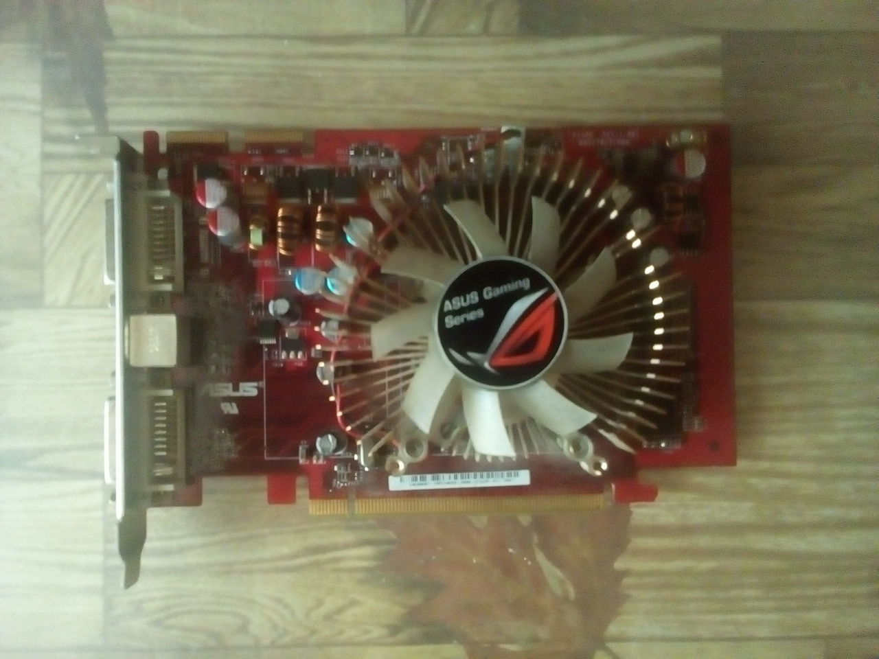 Видеокарта Radeon HD 2600 PRO