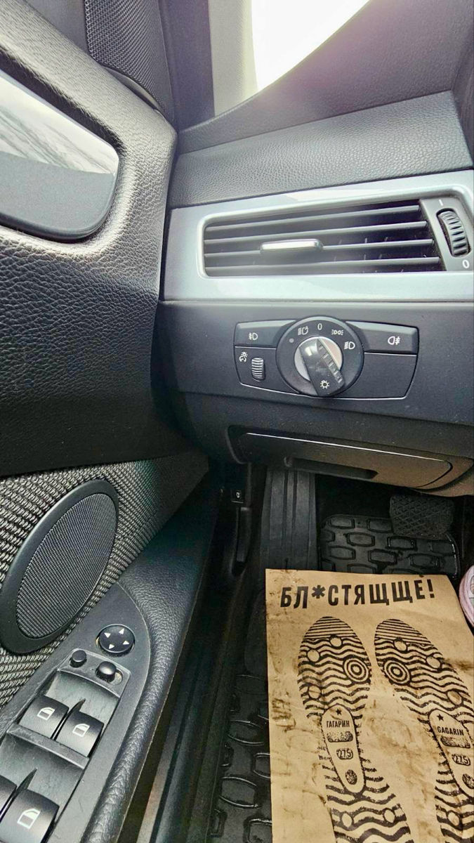 BMW 5 Series фото 4