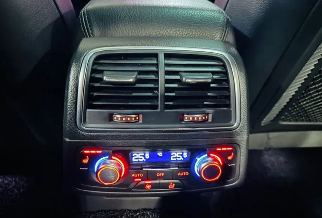 Audi A6 фото 12