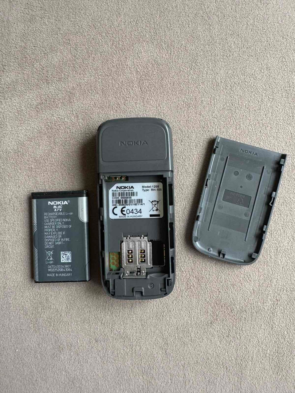 Nokia 1208 foto 2
