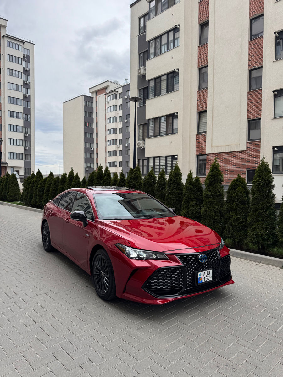 Toyota Avalon фото 0
