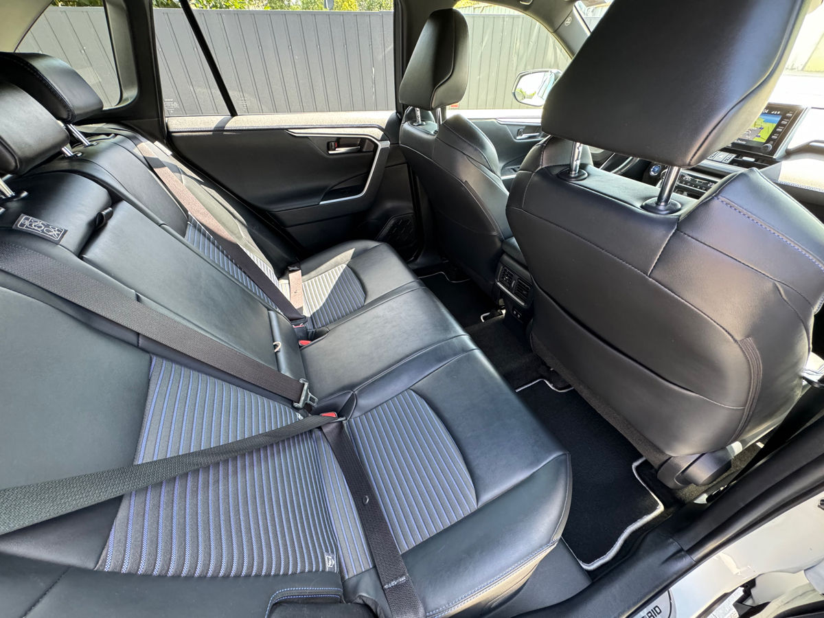 Toyota Rav 4 foto 6