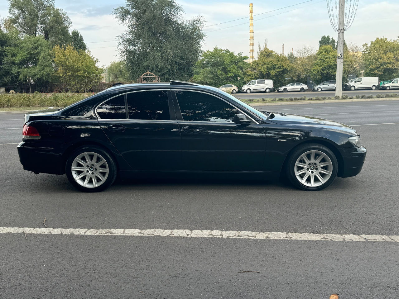 BMW 7 Series foto 1