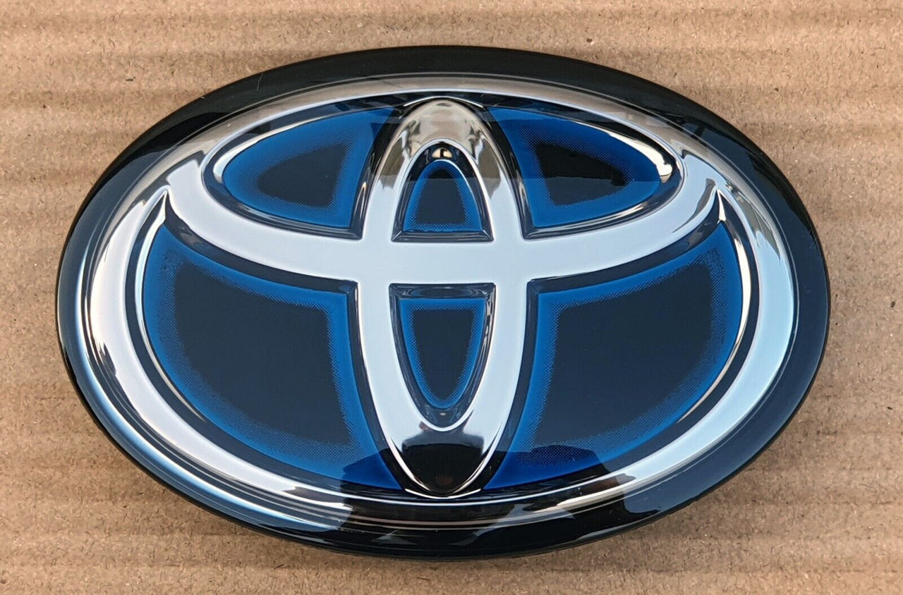 Toyota Corolla,Venza ,Siena,Crown 2019-2023,Передний радар, Front Radar Emblem foto 1