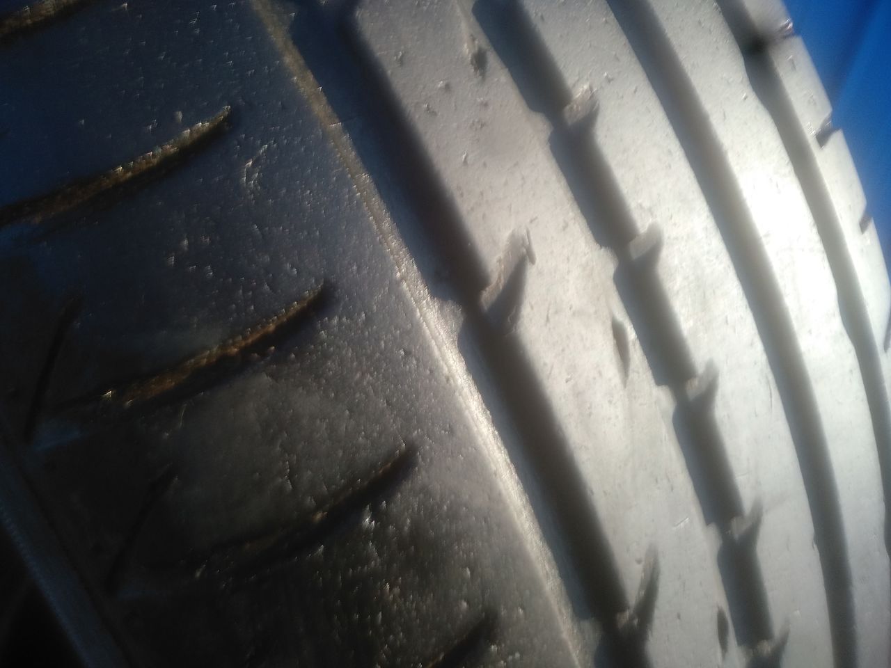 235/65 R17 Nexen 4шт лето