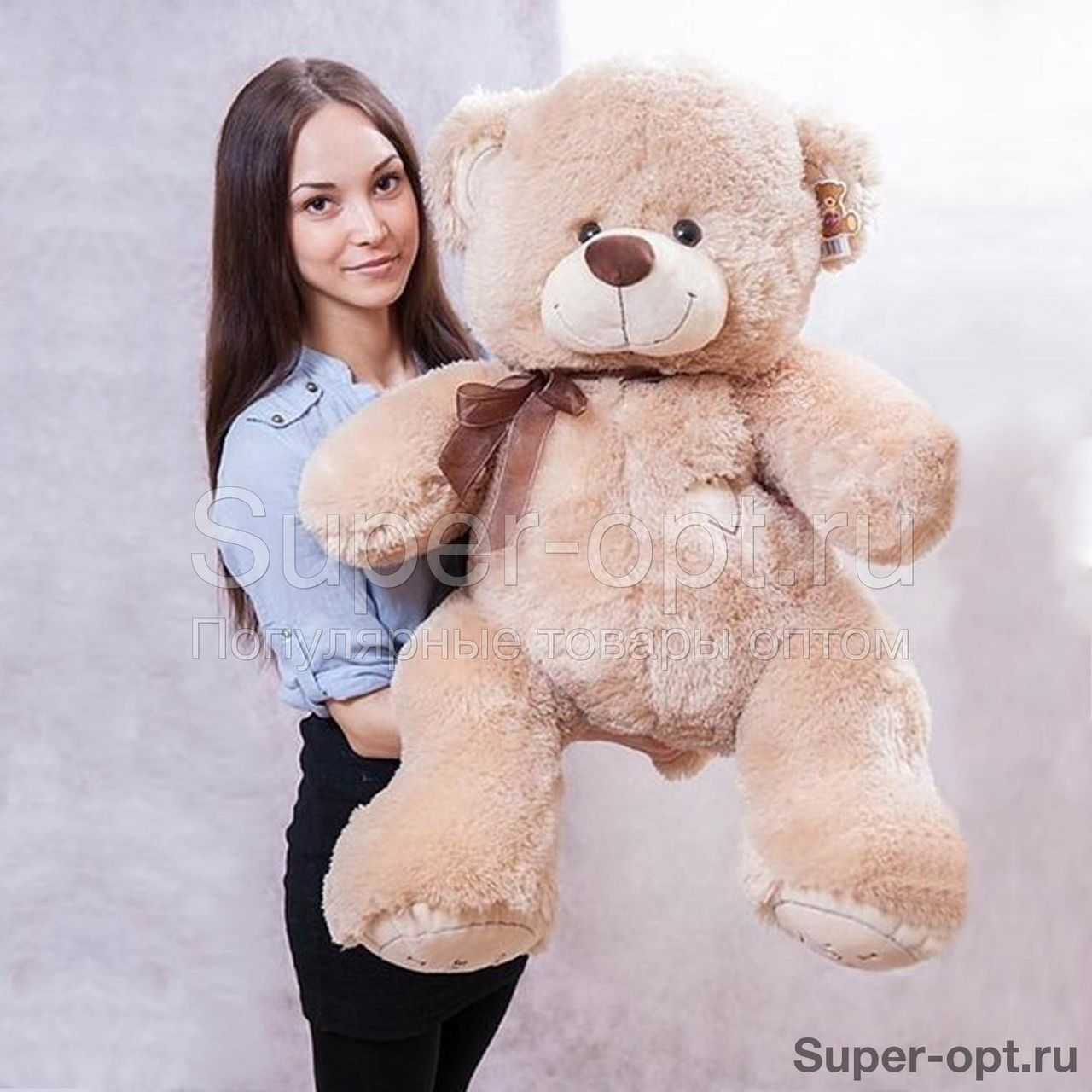 Плюшевые мишки. 100см.