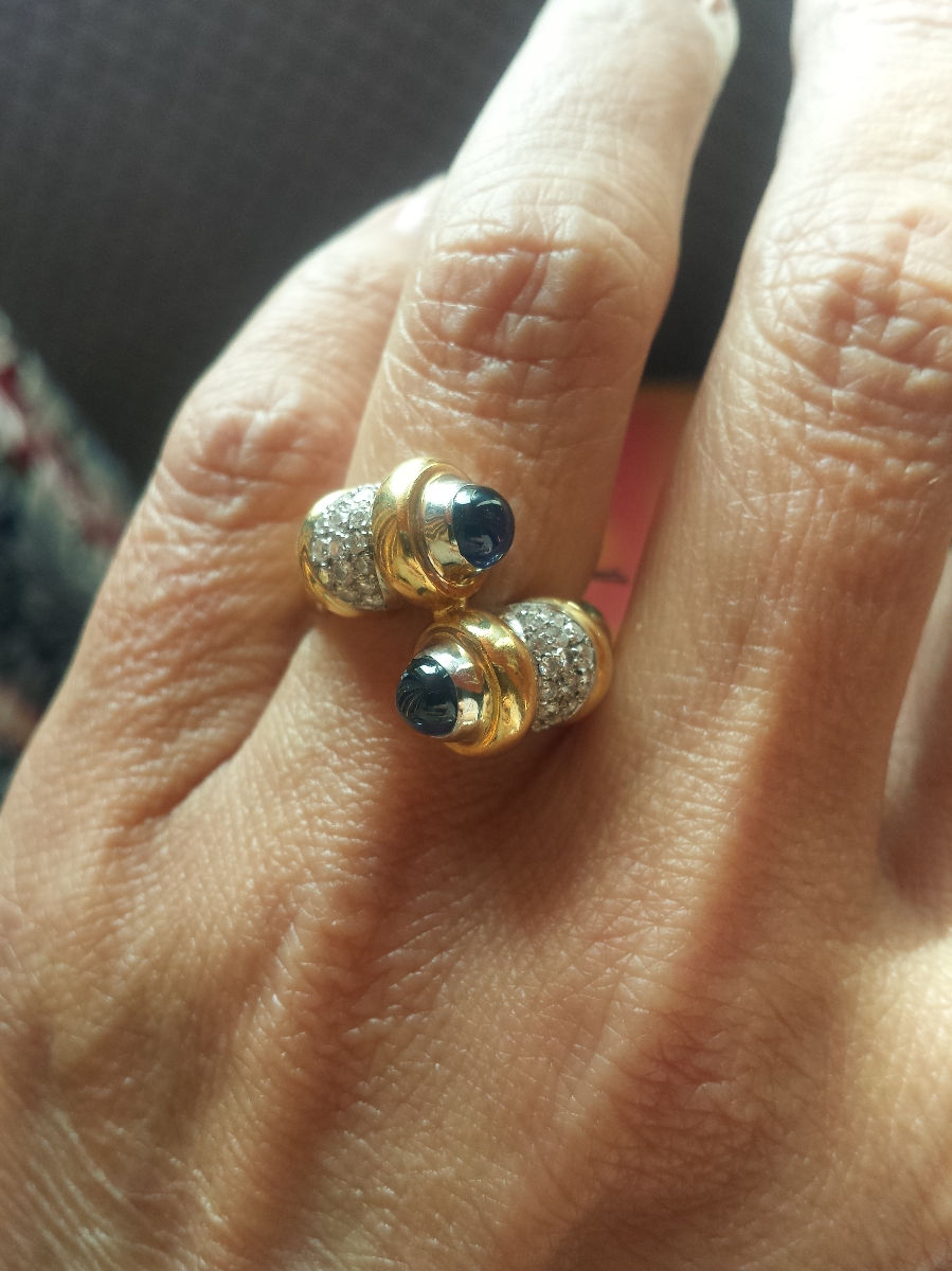 Продам кольцо "Любовь"