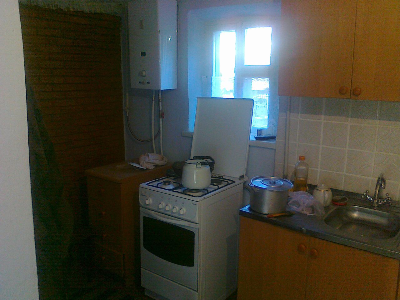 Vind casa buna sau schimb + lot de constructii in or.Glodeni. фото 4
