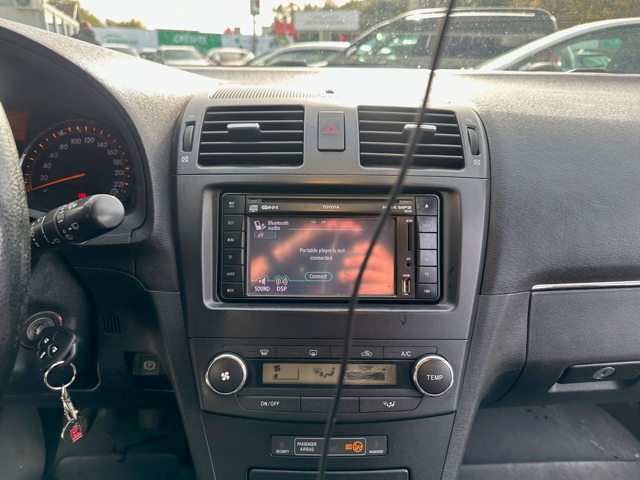 Toyota Avensis foto 11