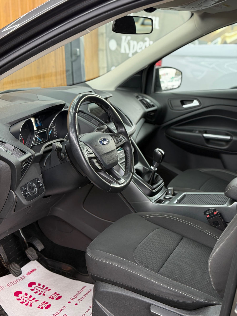 Ford Kuga фото 6