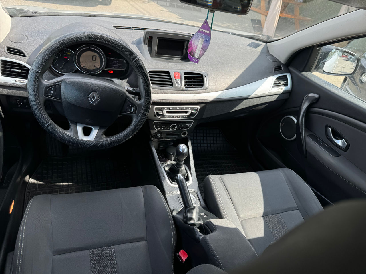 Renault Megane foto 6