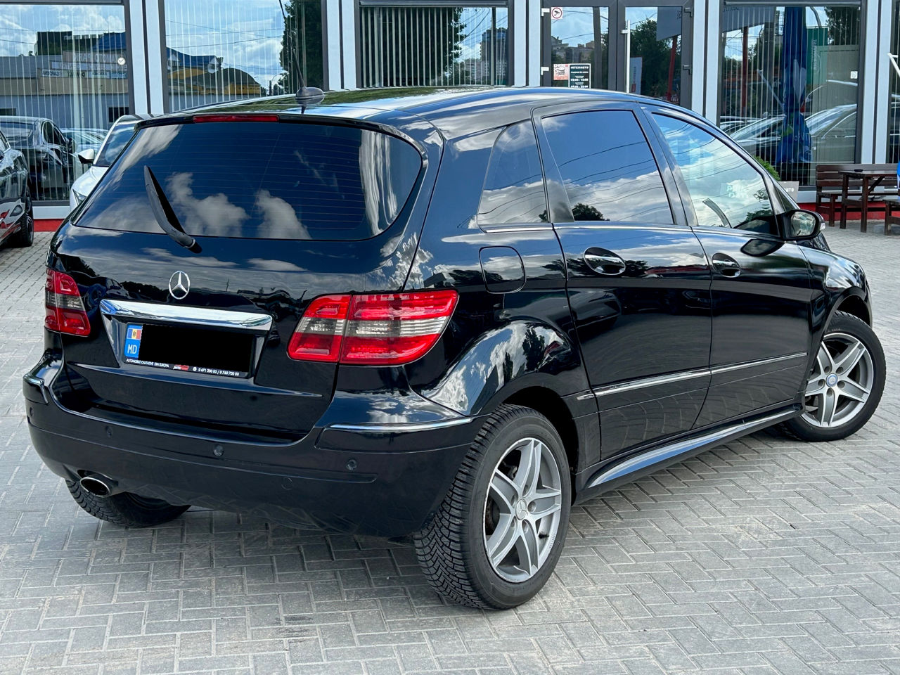 Mercedes B-Class foto 3