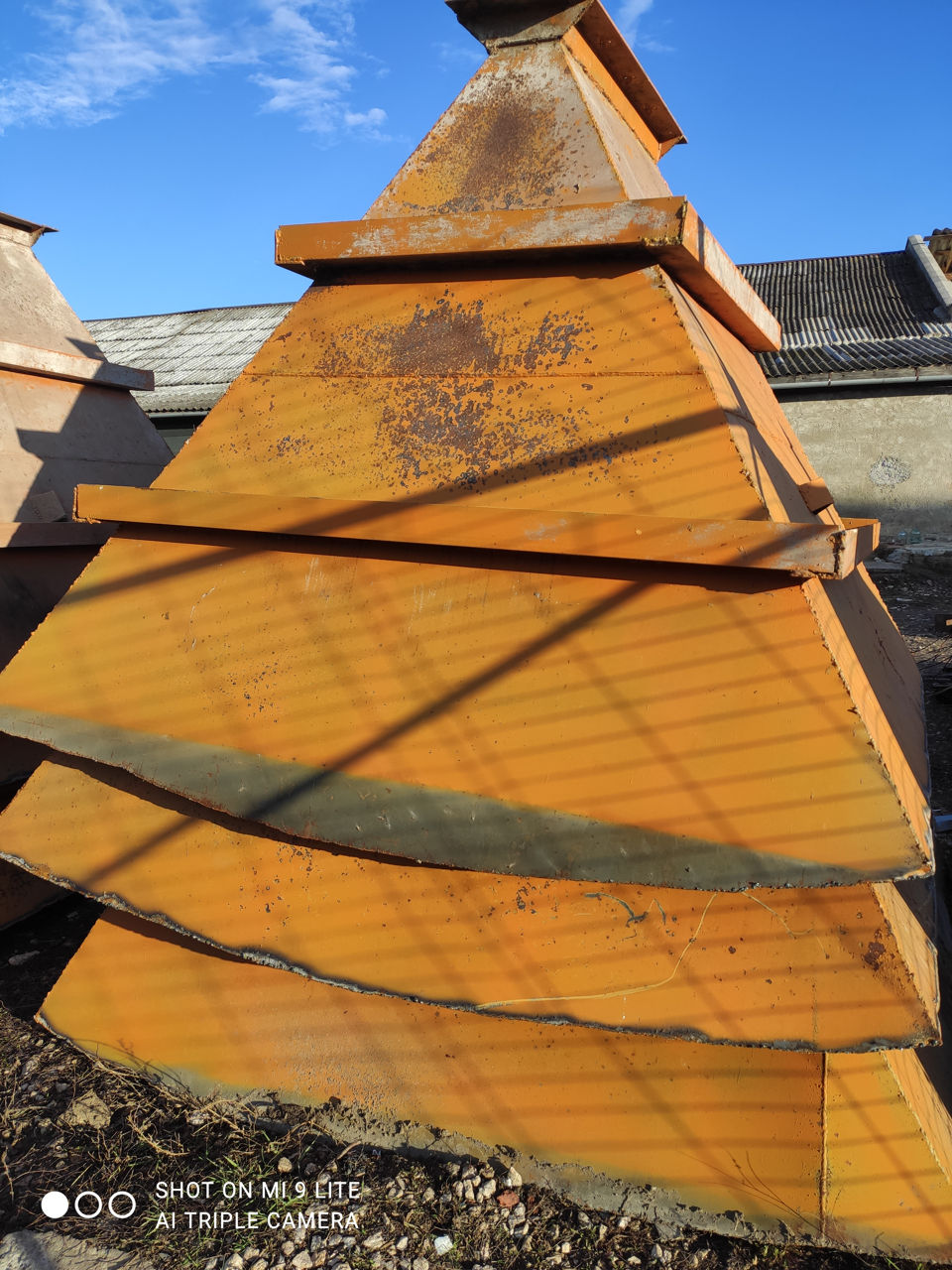 Конус для бункера.