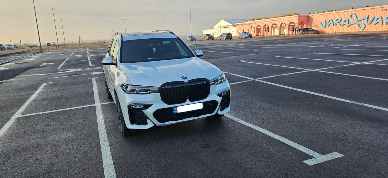 BMW X7 foto 0