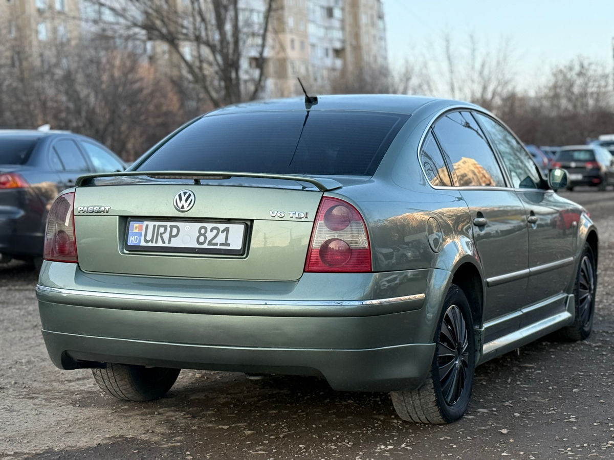 Volkswagen Passat foto 3