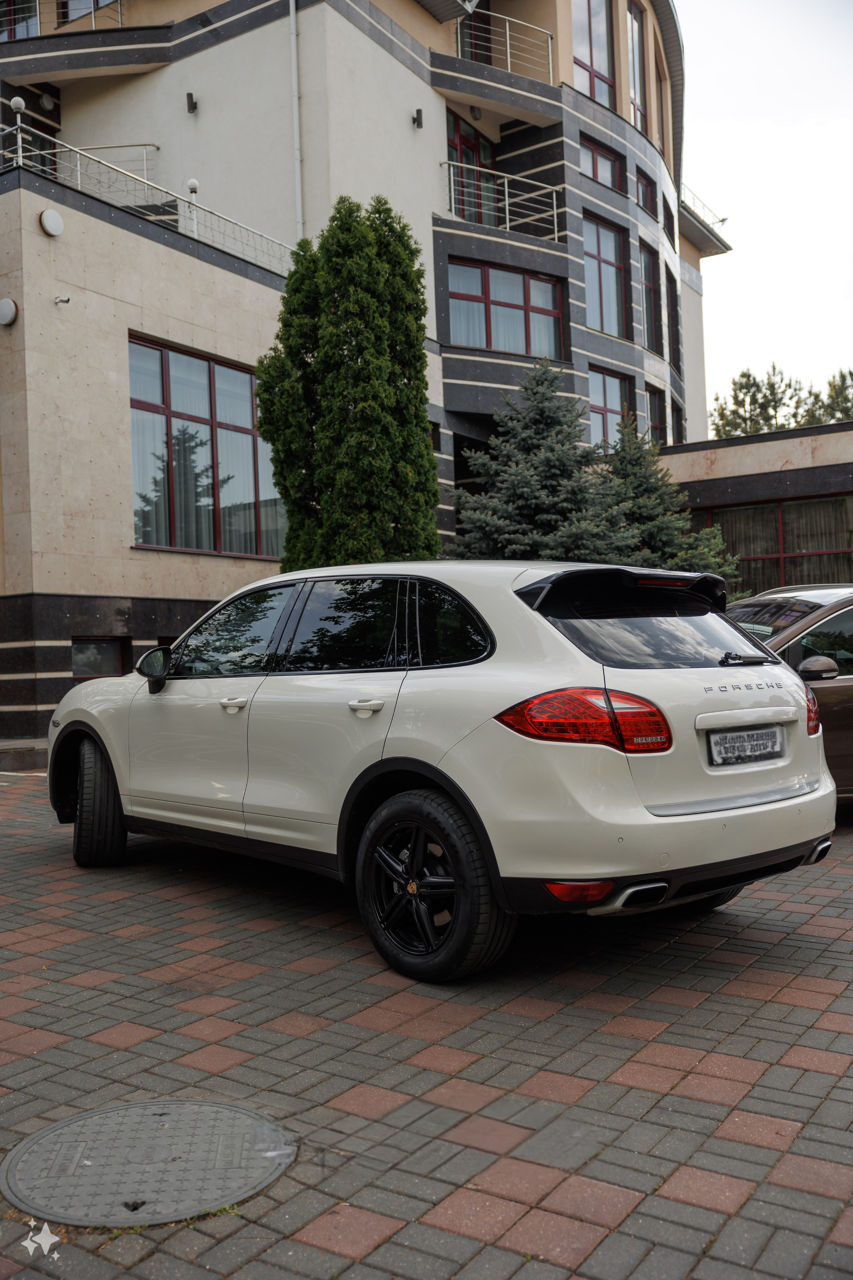 Porsche Cayenne foto 5