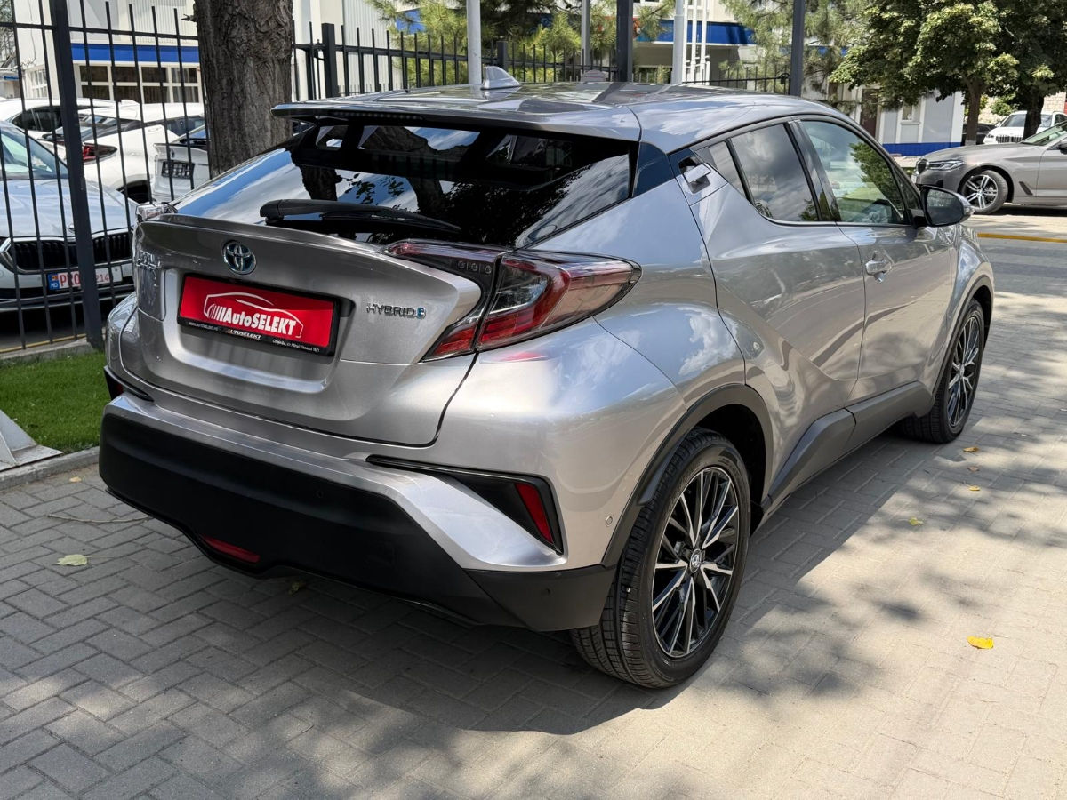 Toyota C-HR 2019 photo 4