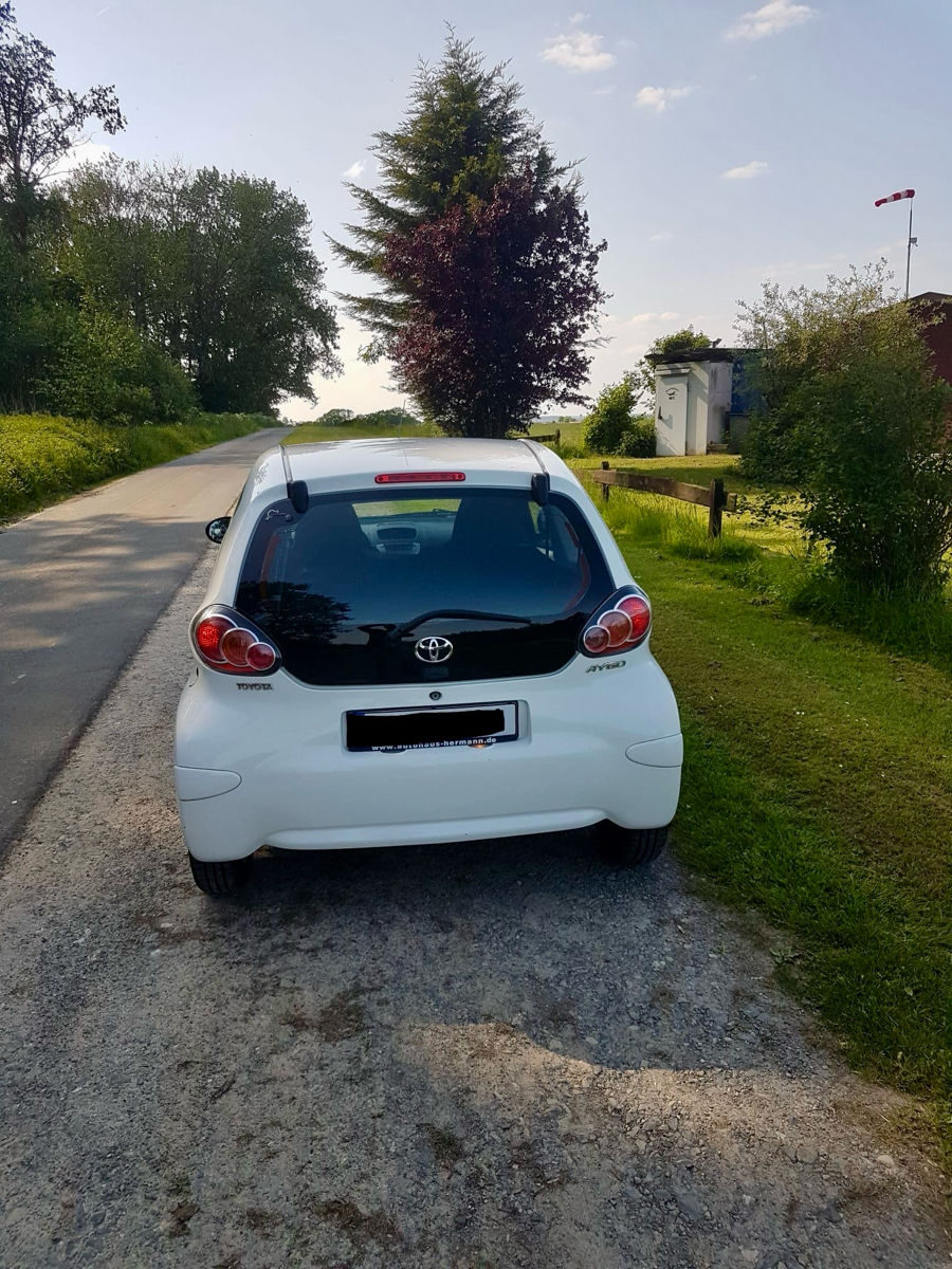 Toyota Aygo фото 2
