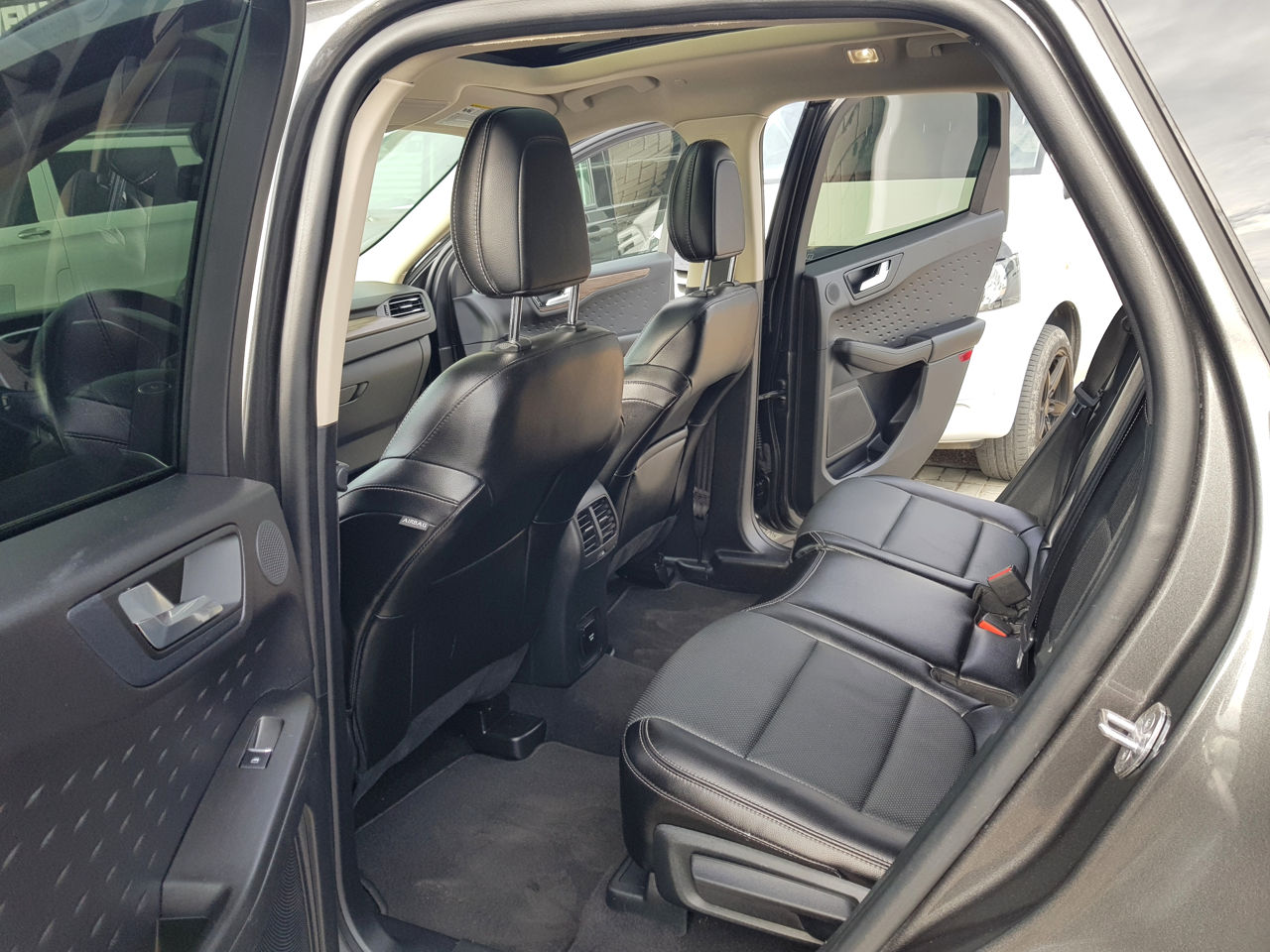 Ford Escape foto 15